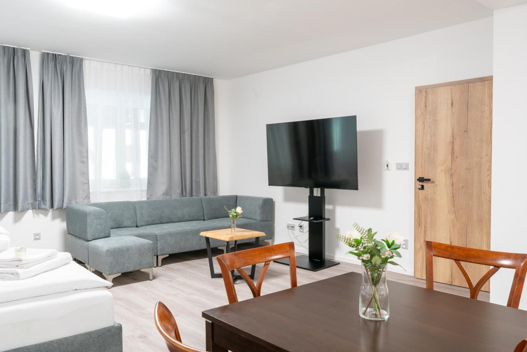 Apartmany Laguna โกปชิฟนิตเซ ภายนอก รูปภาพ